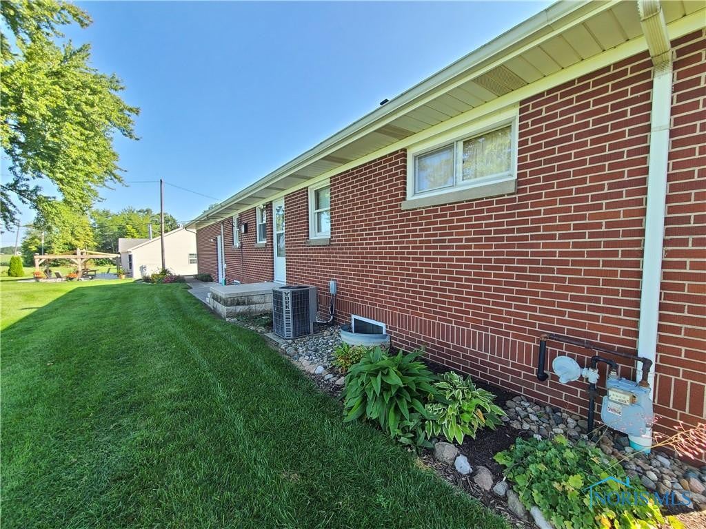 866 Burr Road Wauseon, OH 43567 - Photo 5 of 37 Gallery Image 5