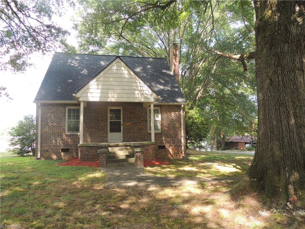 213 Coleridge Road Ramseur, NC 27316 - Photo 3 of 18 Gallery Image 3