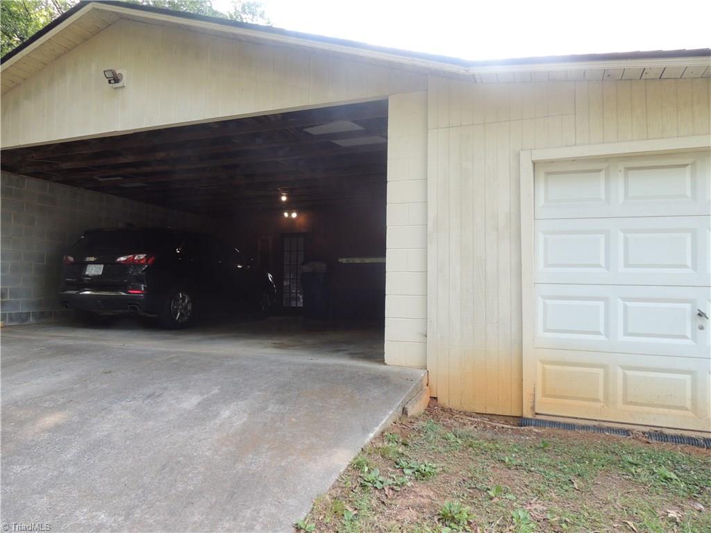 213 Coleridge Road Ramseur, NC 27316 - Photo 5 of 18 Gallery Image 5