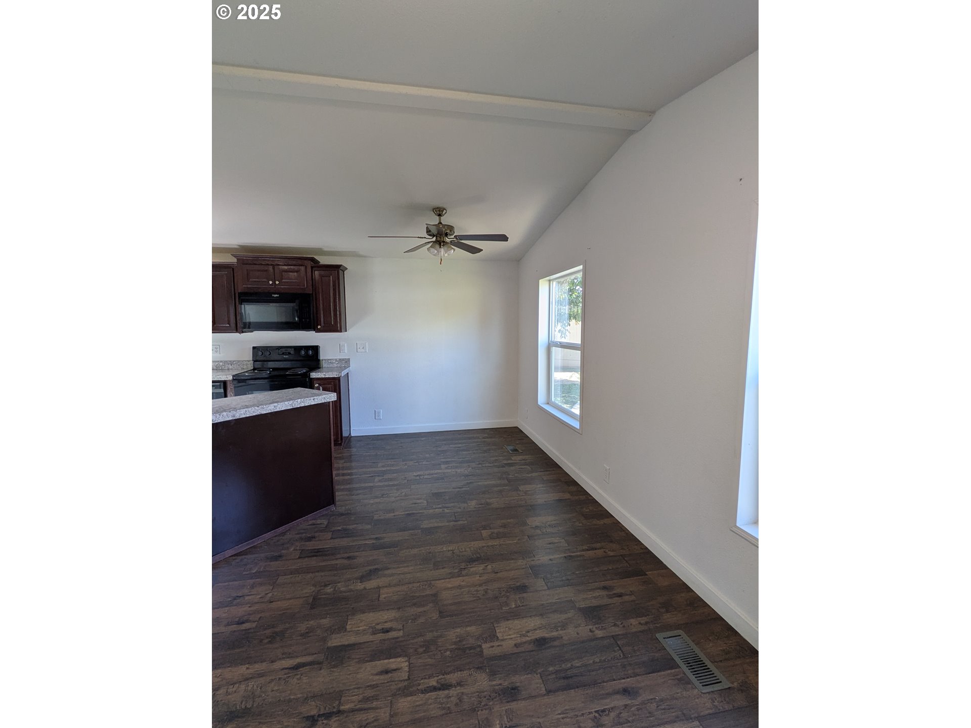 9700 Southwest Tualatin Road, Unit 5 Tualatin, OR 97062 - Photo 19 of 37