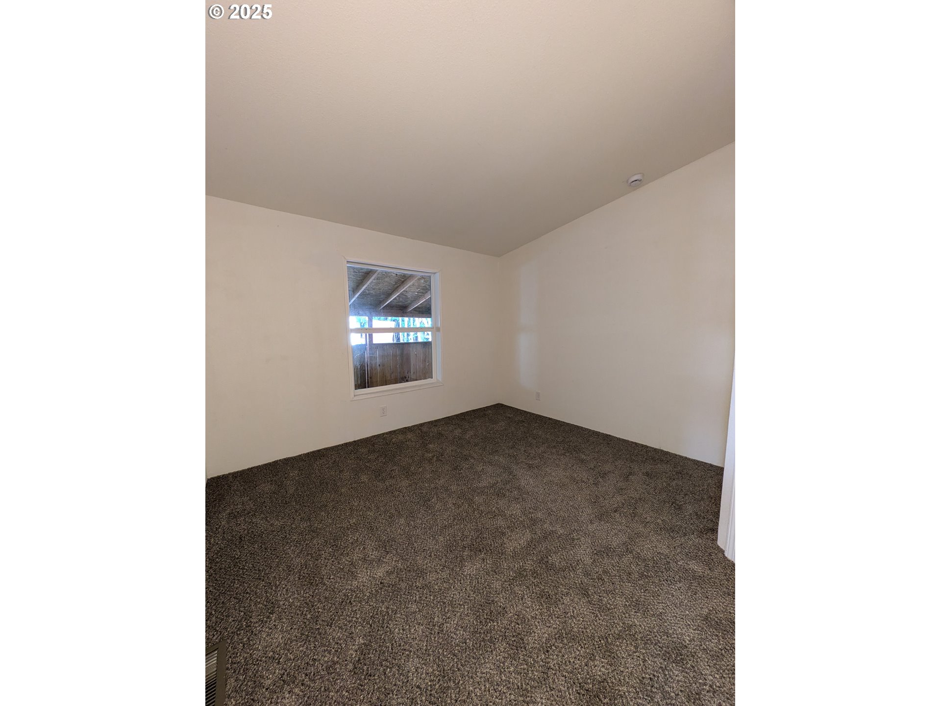 9700 Southwest Tualatin Road, Unit 5 Tualatin, OR 97062 - Photo 25 of 37