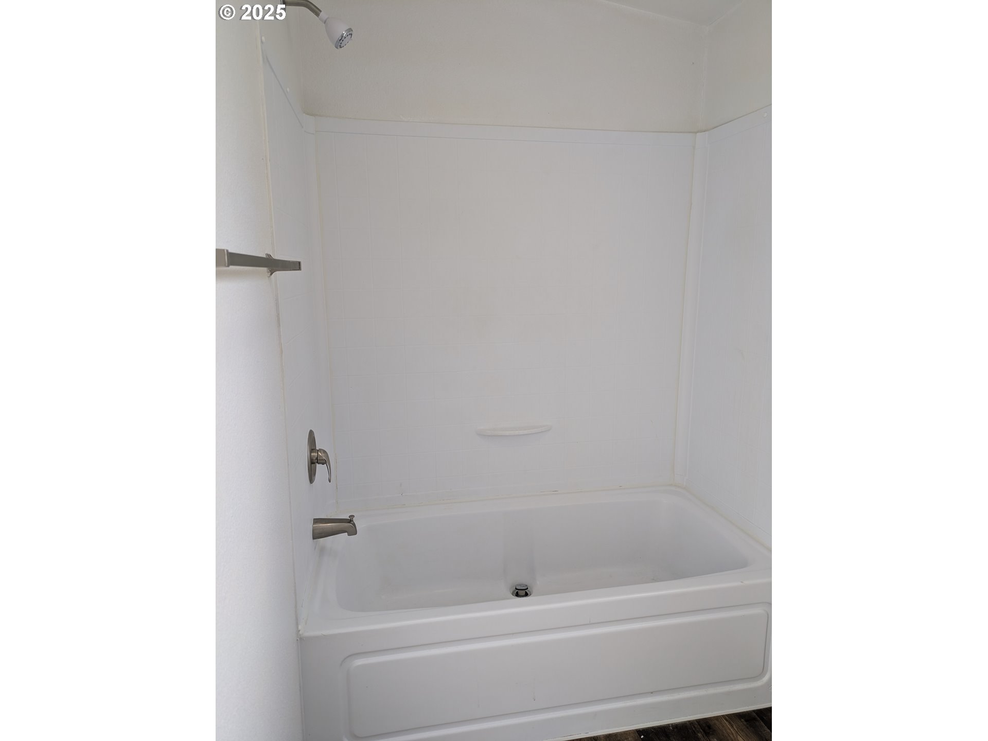 9700 Southwest Tualatin Road, Unit 5 Tualatin, OR 97062 - Photo 31 of 37