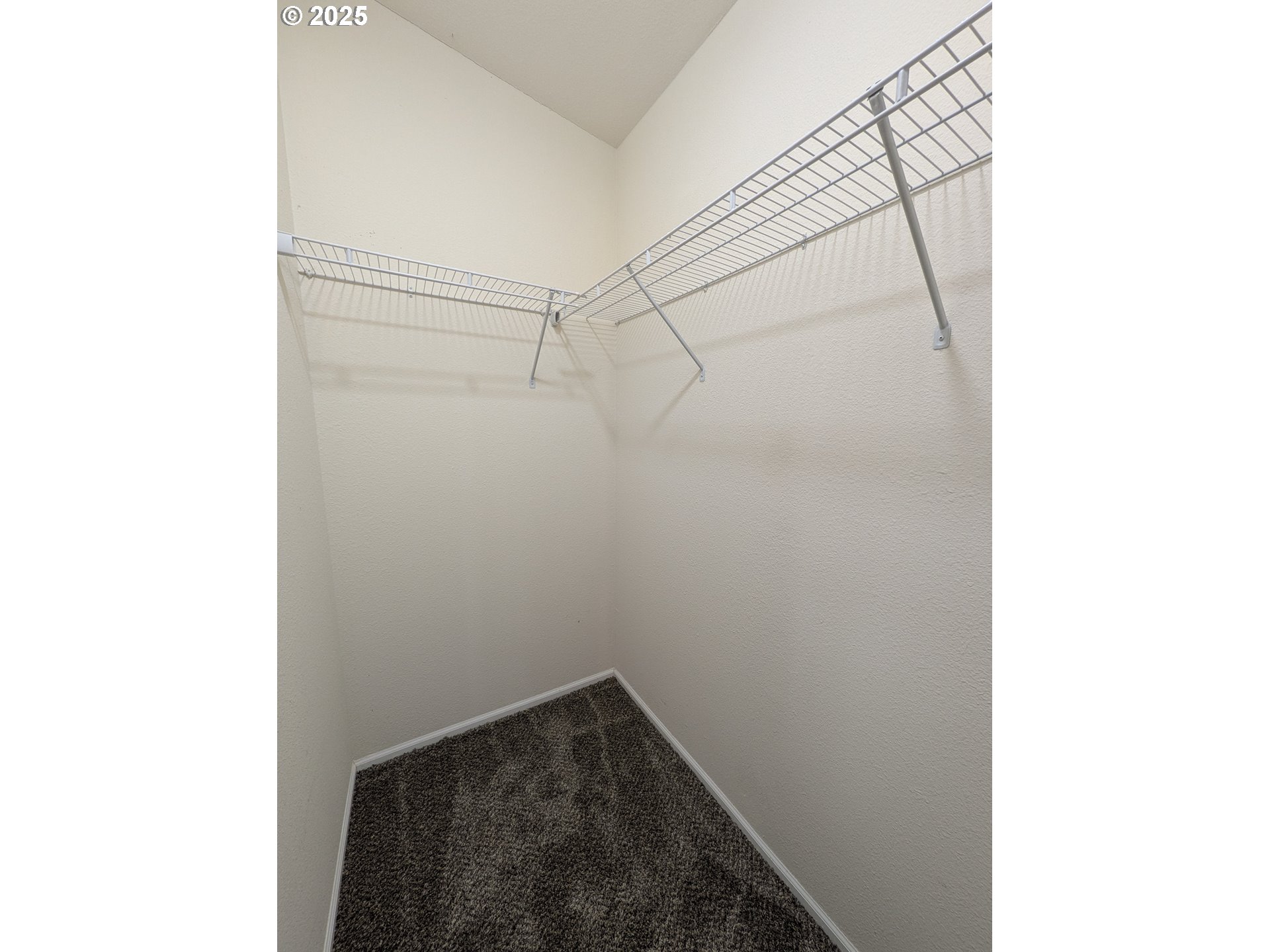 9700 Southwest Tualatin Road, Unit 5 Tualatin, OR 97062 - Photo 32 of 37