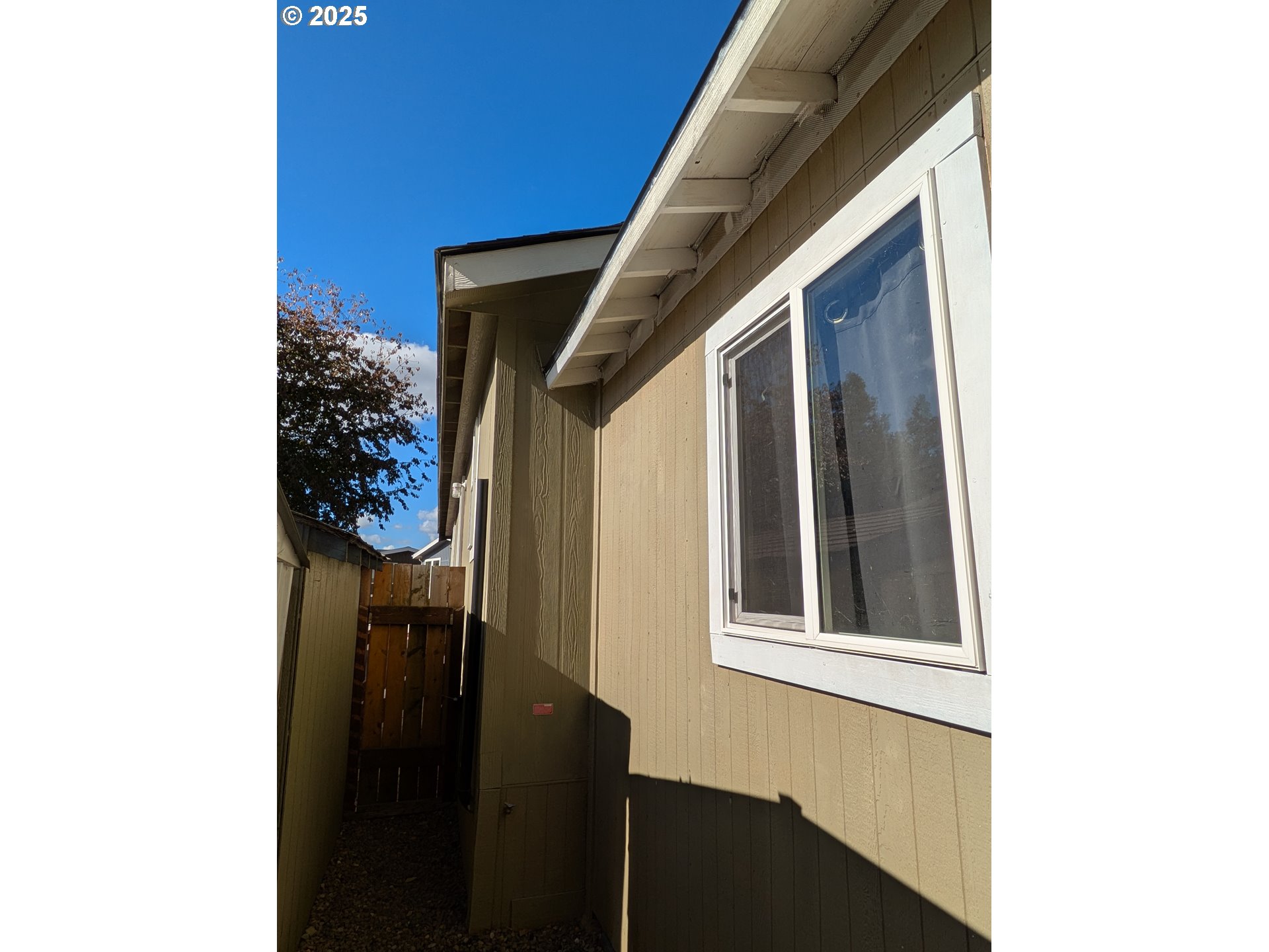 9700 Southwest Tualatin Road, Unit 5 Tualatin, OR 97062 - Photo 9 of 37