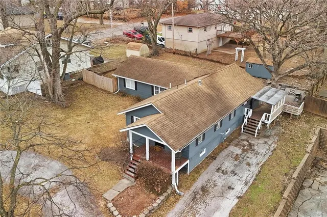 $225,000 | 5734 Northeast Vivion Road, Kansas City, MO 64119