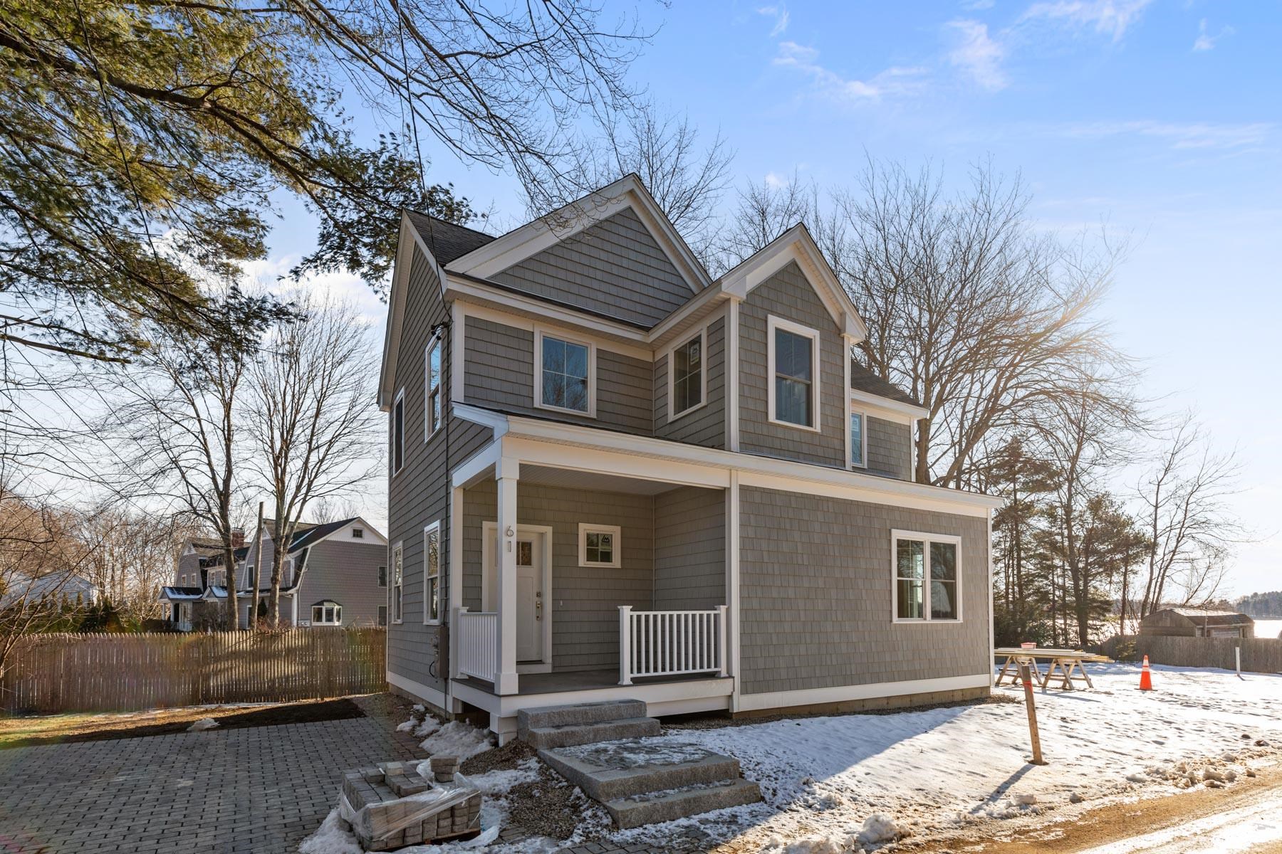 61 Boston Harbor Road Dover, NH 03820 - Photo 2 of 6