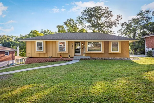 $290,000 | 6817 North Madison Avenue, Kansas City, MO 64118