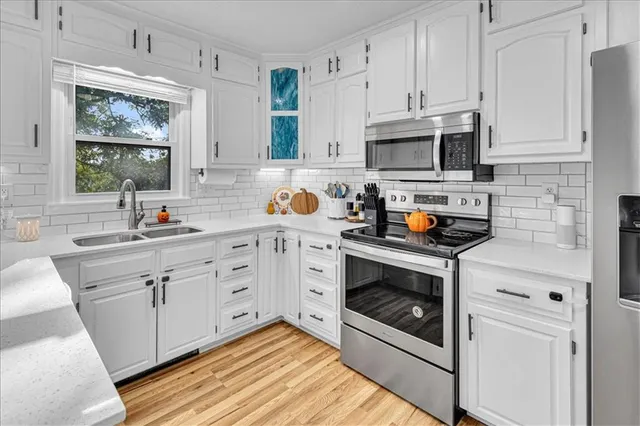 $290,000 | 6817 North Madison Avenue, Kansas City, MO 64118