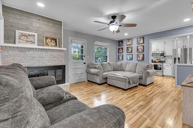 $290,000 | 6817 North Madison Avenue, Kansas City, MO 64118