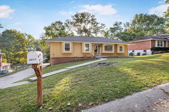 $290,000 | 6817 North Madison Avenue, Kansas City, MO 64118