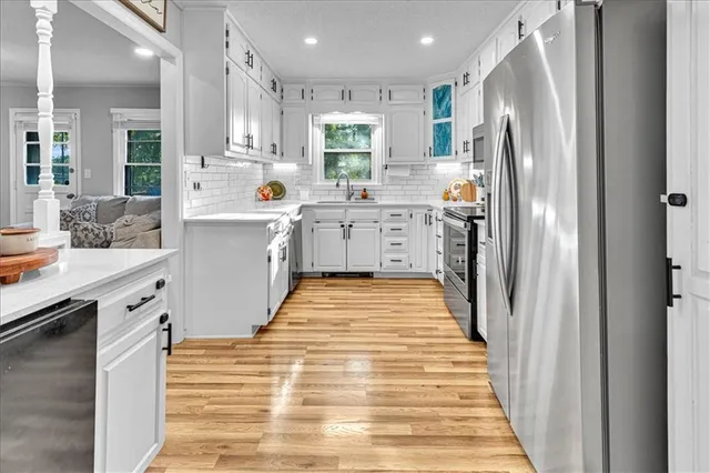 $290,000 | 6817 North Madison Avenue, Kansas City, MO 64118