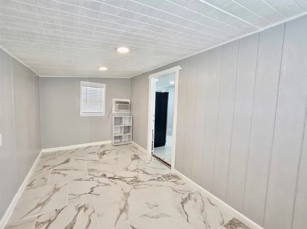 $249,000 | 325 Texas Street, Freeport, TX 77541