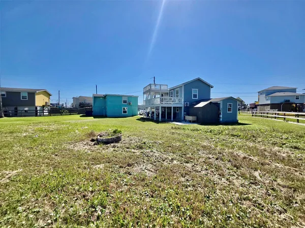 $249,000 | 325 Texas Street, Freeport, TX 77541