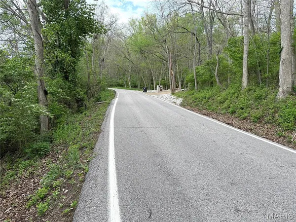 $645,000 | 19142 Hardt Road, Wildwood, MO 63038