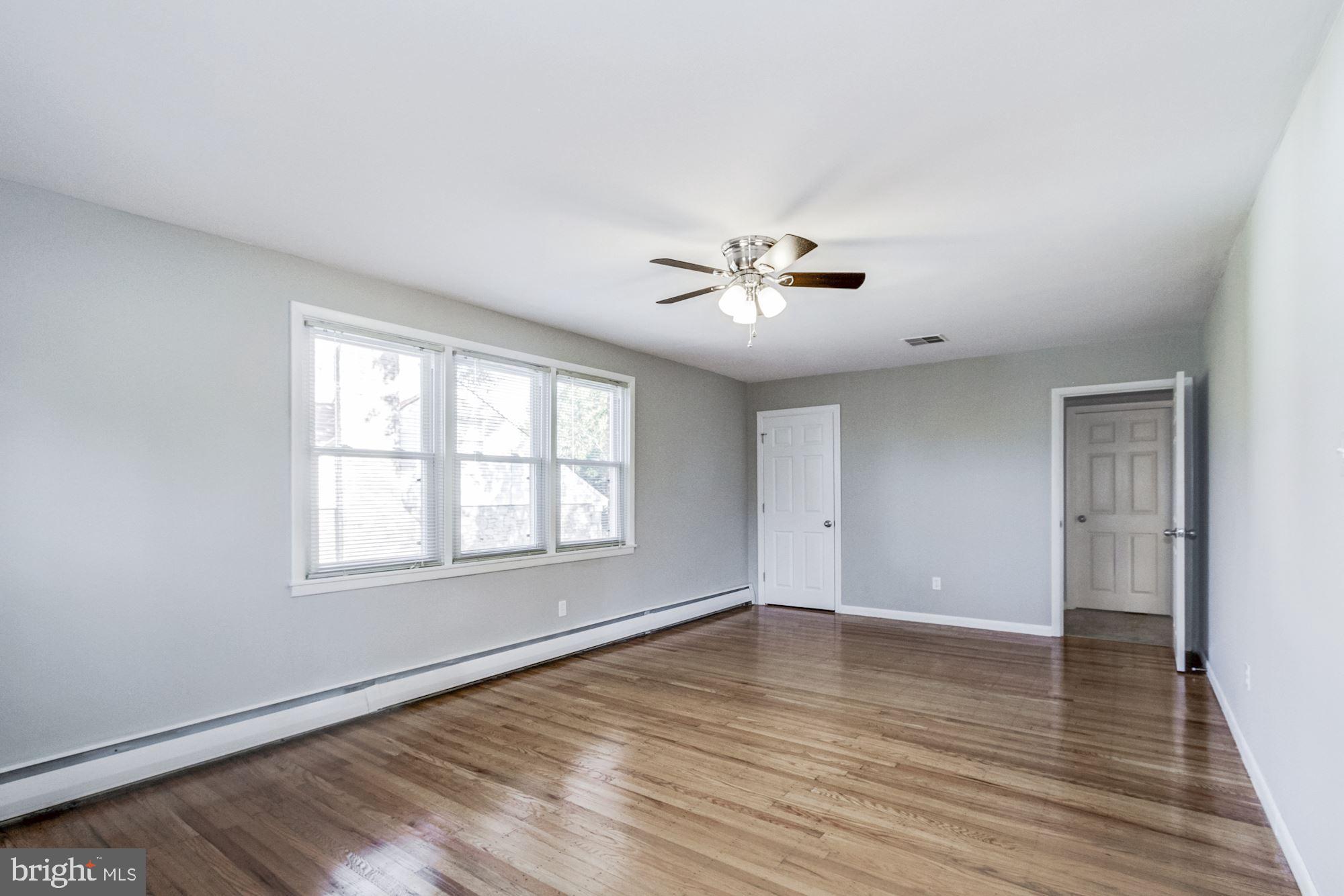 537 Ellis Road Havertown, PA 19083 - Photo 15 of 71 Family Room