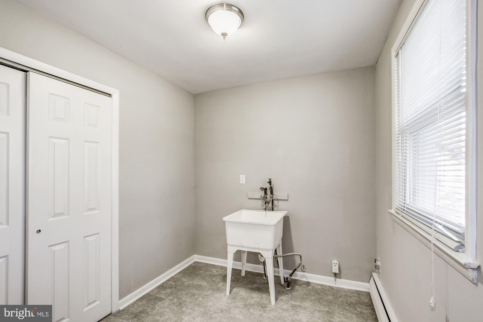 537 Ellis Road Havertown, PA 19083 - Photo 25 of 71 Laundry Room