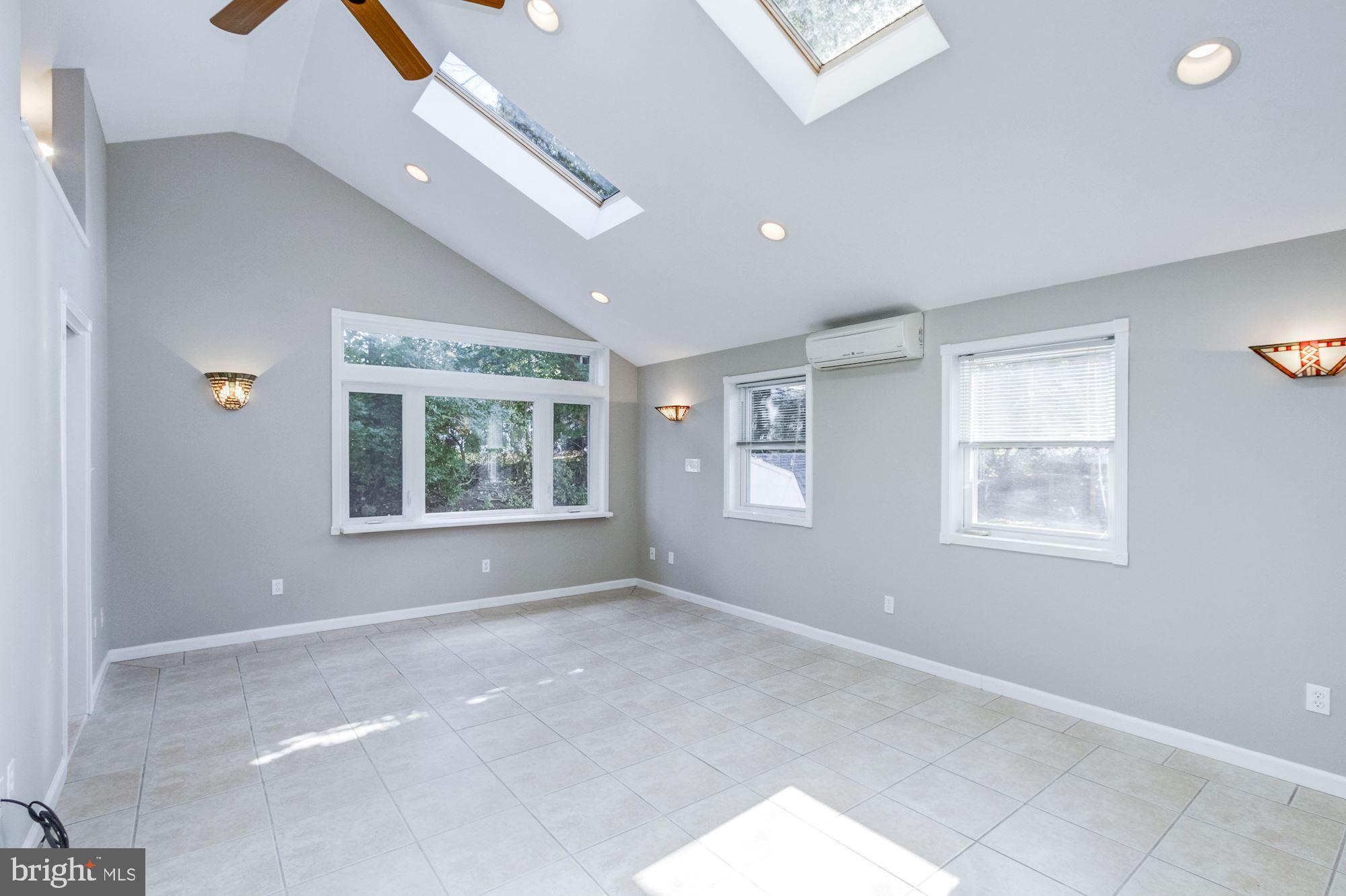 537 Ellis Road Havertown, PA 19083 - Photo 39 of 71 Master Bedroom
