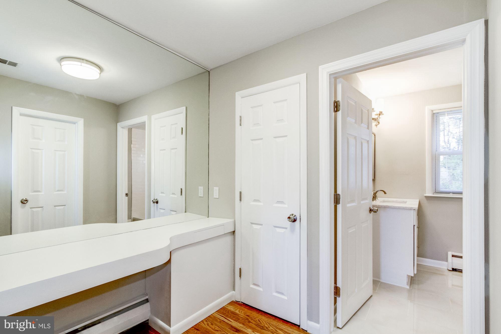 537 Ellis Road Havertown, PA 19083 - Photo 49 of 71 2nd Full Bath on Suite