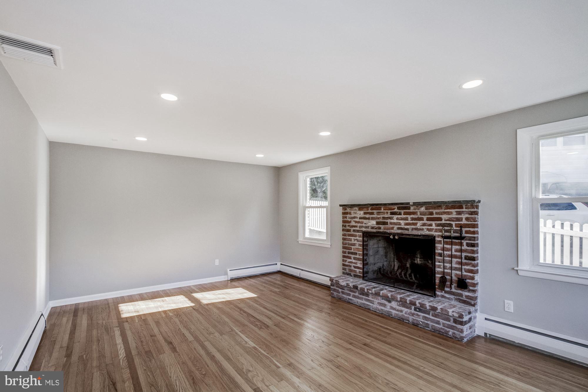 537 Ellis Road Havertown, PA 19083 - Photo 7 of 71 Formal Living Room
