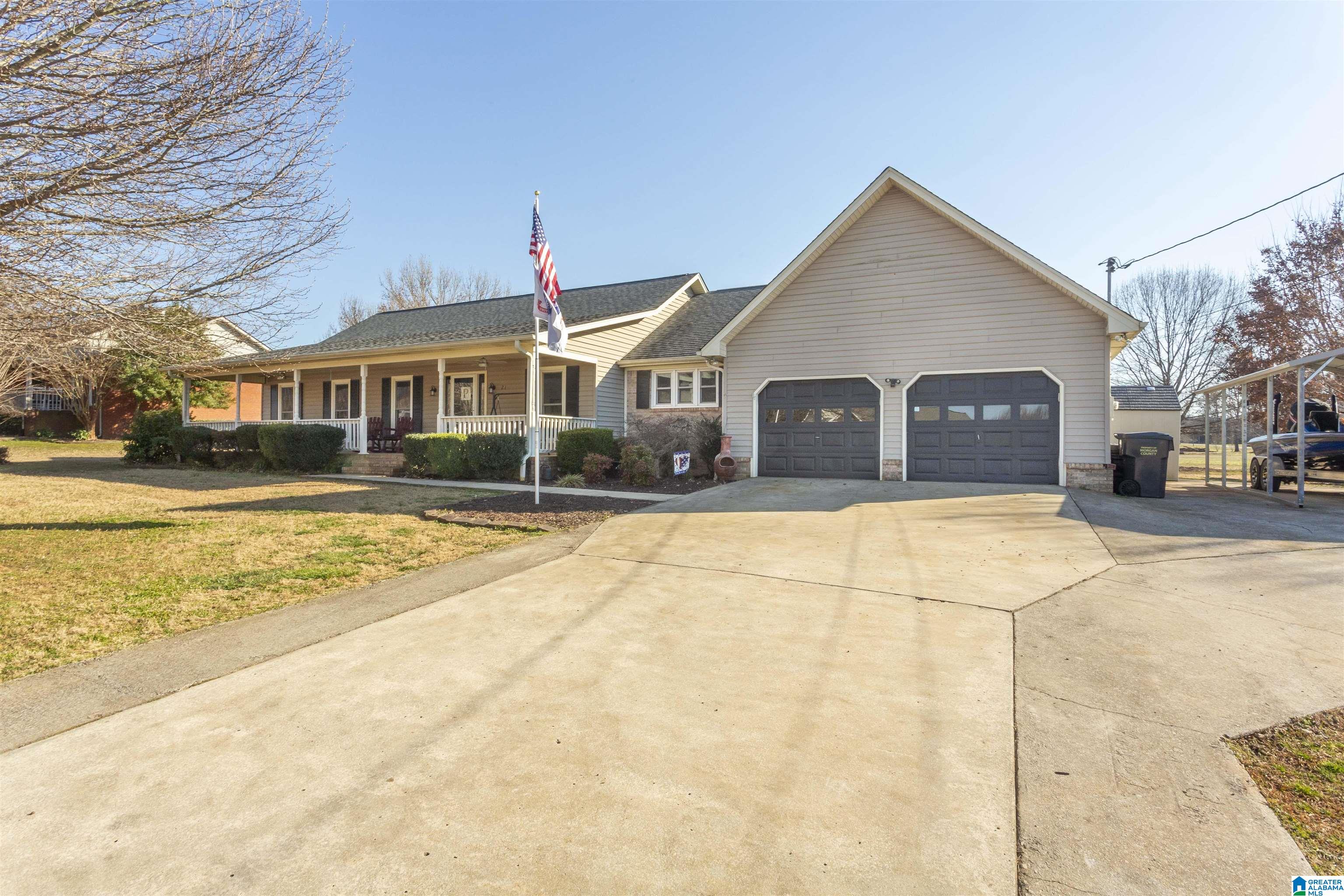 21 Shannon Drive Decatur, AL 35603 - Photo 2 of 49
