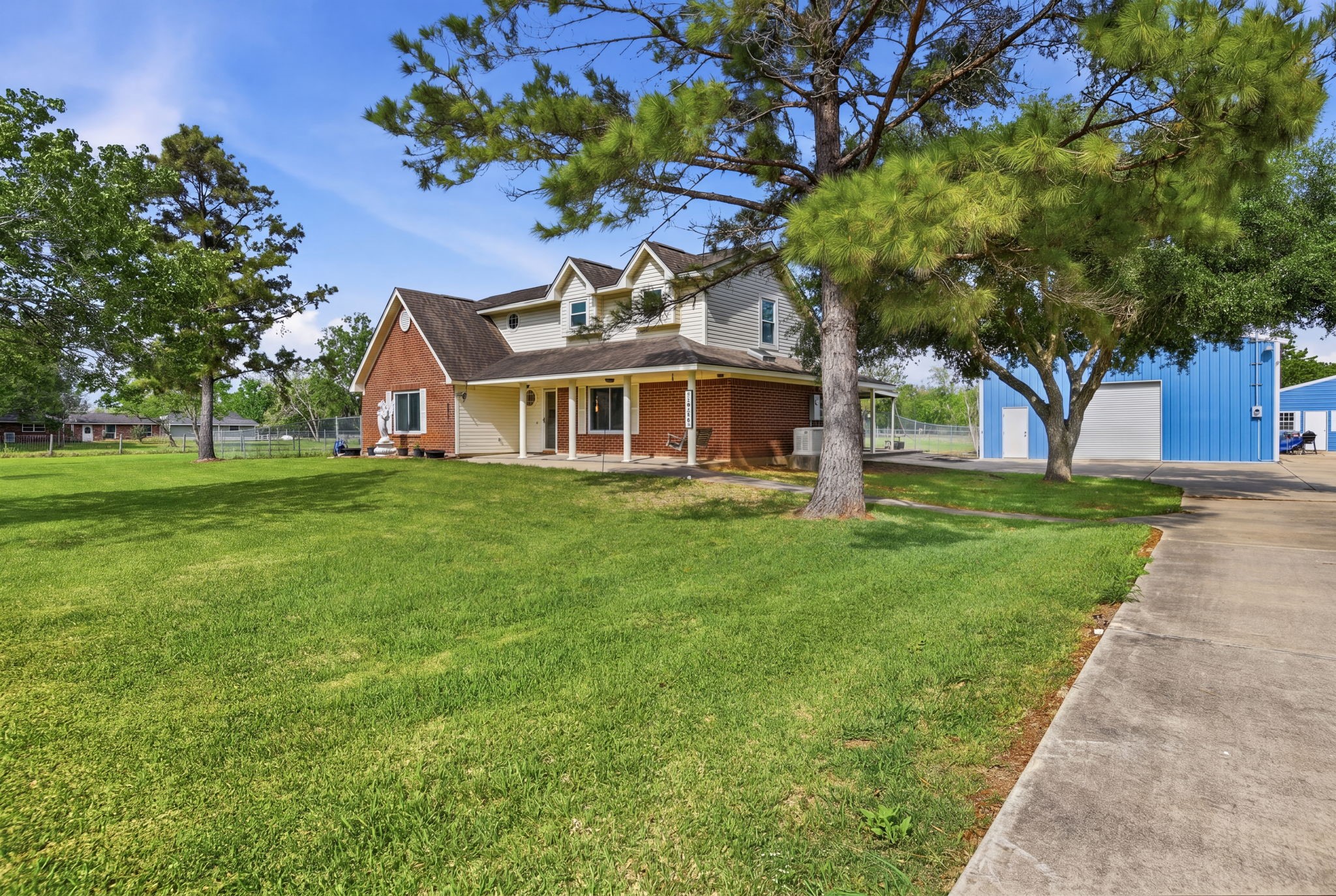 3625 County Road 36 Angleton, TX 77515 - Photo 21 of 25 Exterior View
