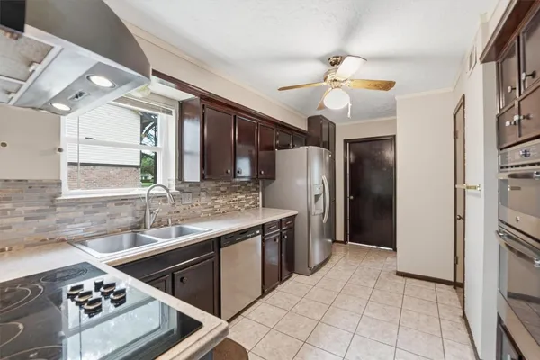 $320,000 | 8115 Theisswood Road, Spring, TX 77379