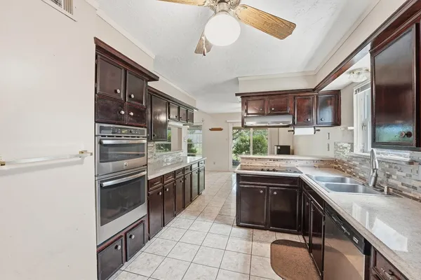 $320,000 | 8115 Theisswood Road, Spring, TX 77379