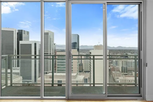 $499,000 | 2001 Lincoln Street, Unit 2220, Denver, CO 80202