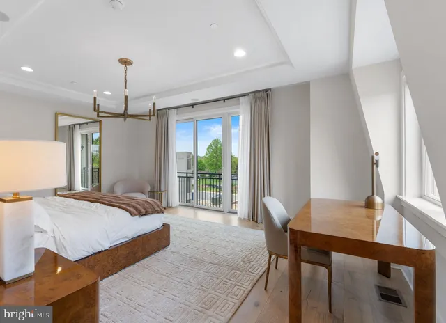 $2,659,900 | 7043 Liberty Lane, McLean, VA 22101