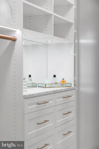 $2,659,900 | 7043 Liberty Lane, McLean, VA 22101