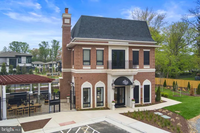 $2,659,900 | 7043 Liberty Lane, McLean, VA 22101