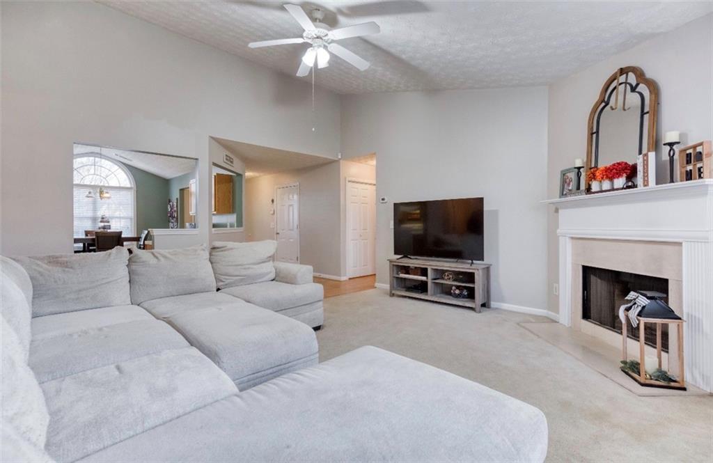 902 Yellow Pine Circle Winder, GA 30680 - Photo 2 of 33