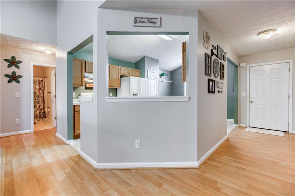 902 Yellow Pine Circle Winder, GA 30680 - Photo 5 of 33