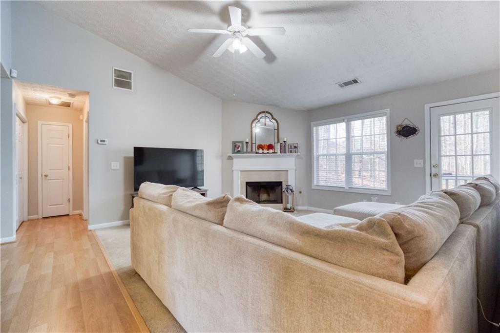 902 Yellow Pine Circle Winder, GA 30680 - Photo 7 of 33