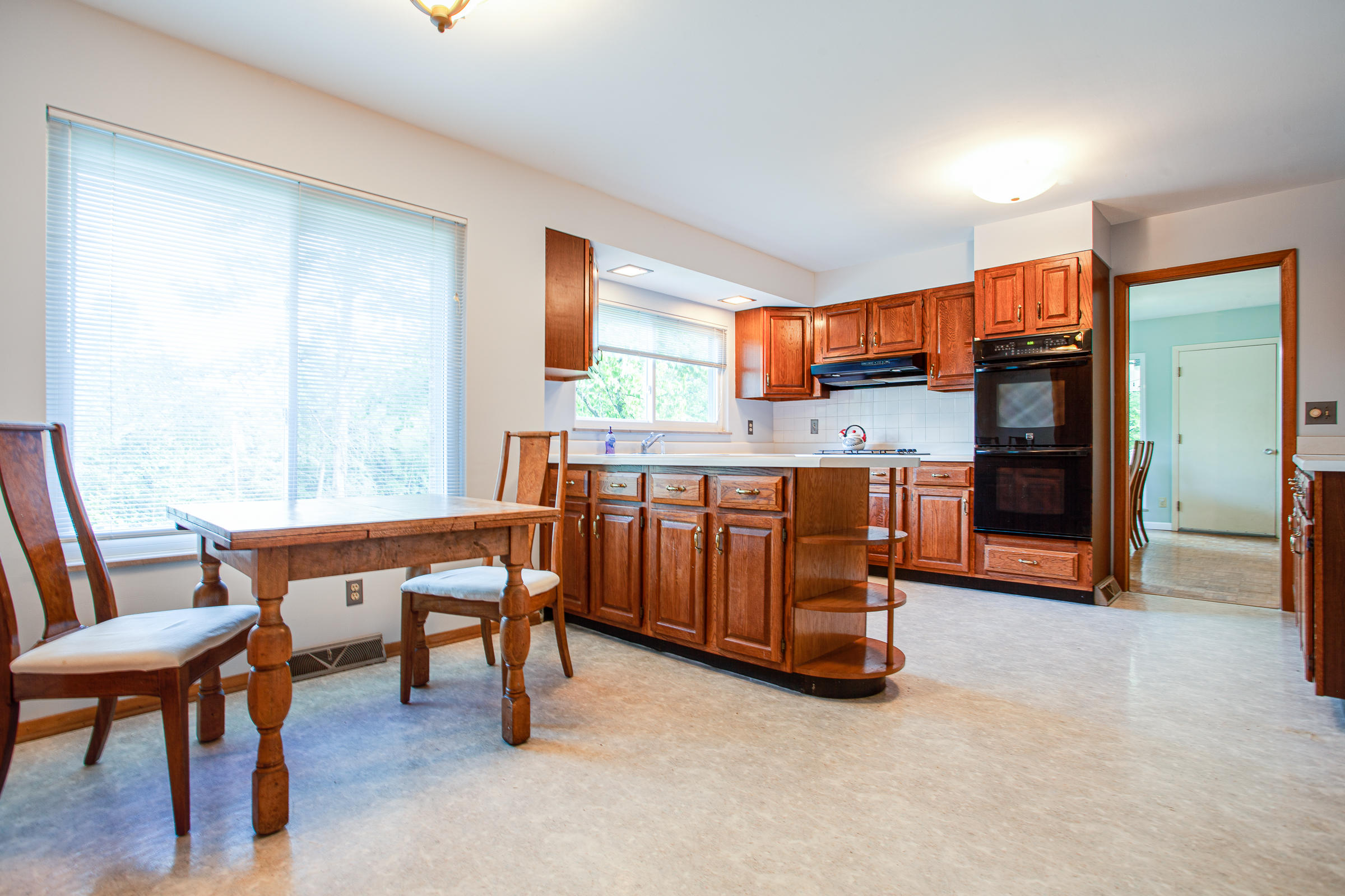114 Monticello Road Oak Ridge, TN 37830 - Photo 7 of 29 114monticello-28