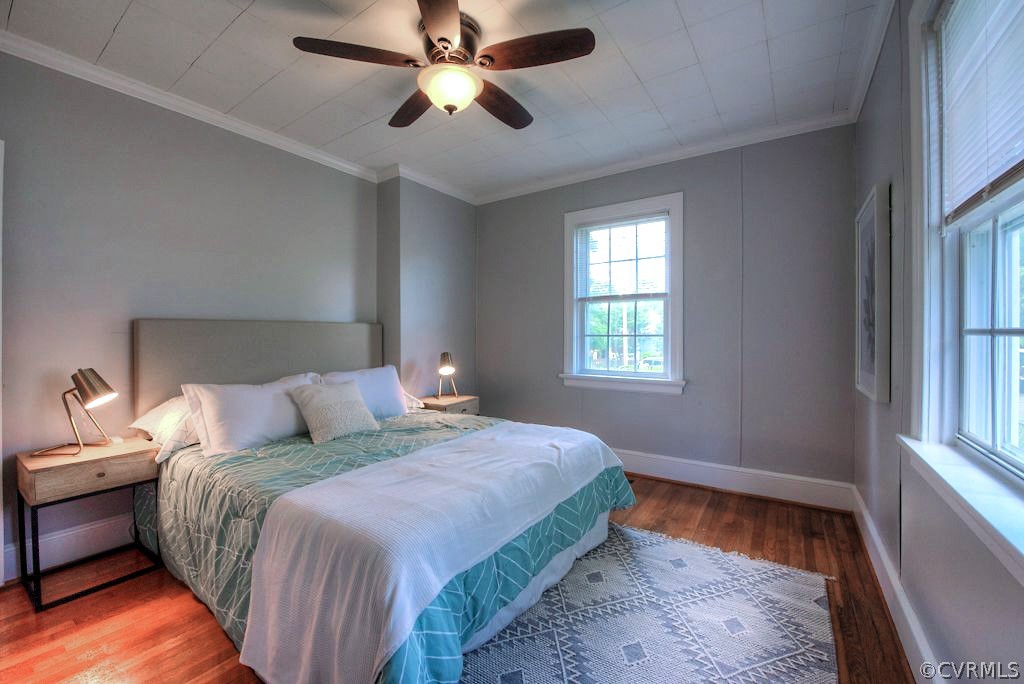 2205 Newman Road Richmond, VA 23231 - Photo 23 of 30 Bedroom 1 is large, with crown moulding and a ceil