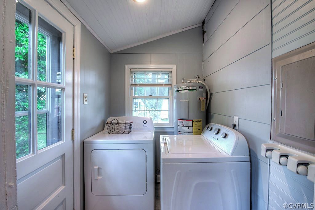 2205 Newman Road Richmond, VA 23231 - Photo 27 of 30 Dedicated laundry room with access to the back yar
