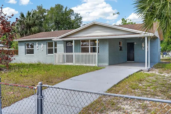 $215,000 | 1060 East Patrick Circle, Daytona Beach, FL 32117