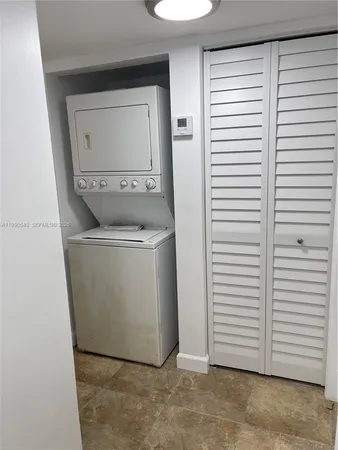 $1,995 | 10630 Southwest 157th Court, Unit 205, Miami, FL 33196