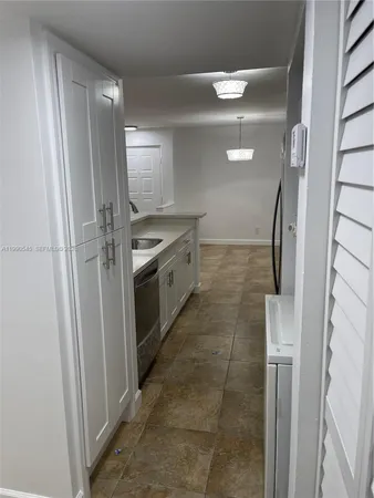 $1,995 | 10630 Southwest 157th Court, Unit 205, Miami, FL 33196