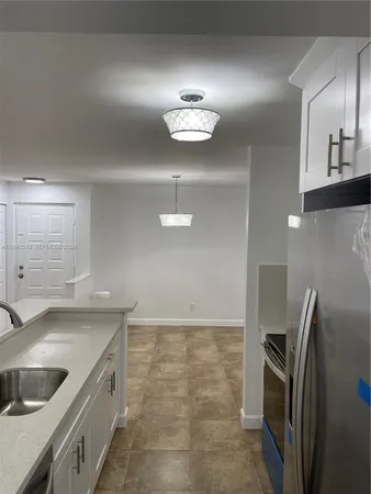 $1,995 | 10630 Southwest 157th Court, Unit 205, Miami, FL 33196