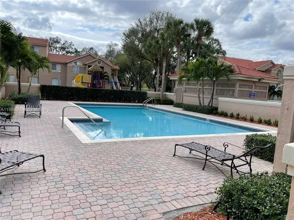 $1,995 | 10630 Southwest 157th Court, Unit 205, Miami, FL 33196