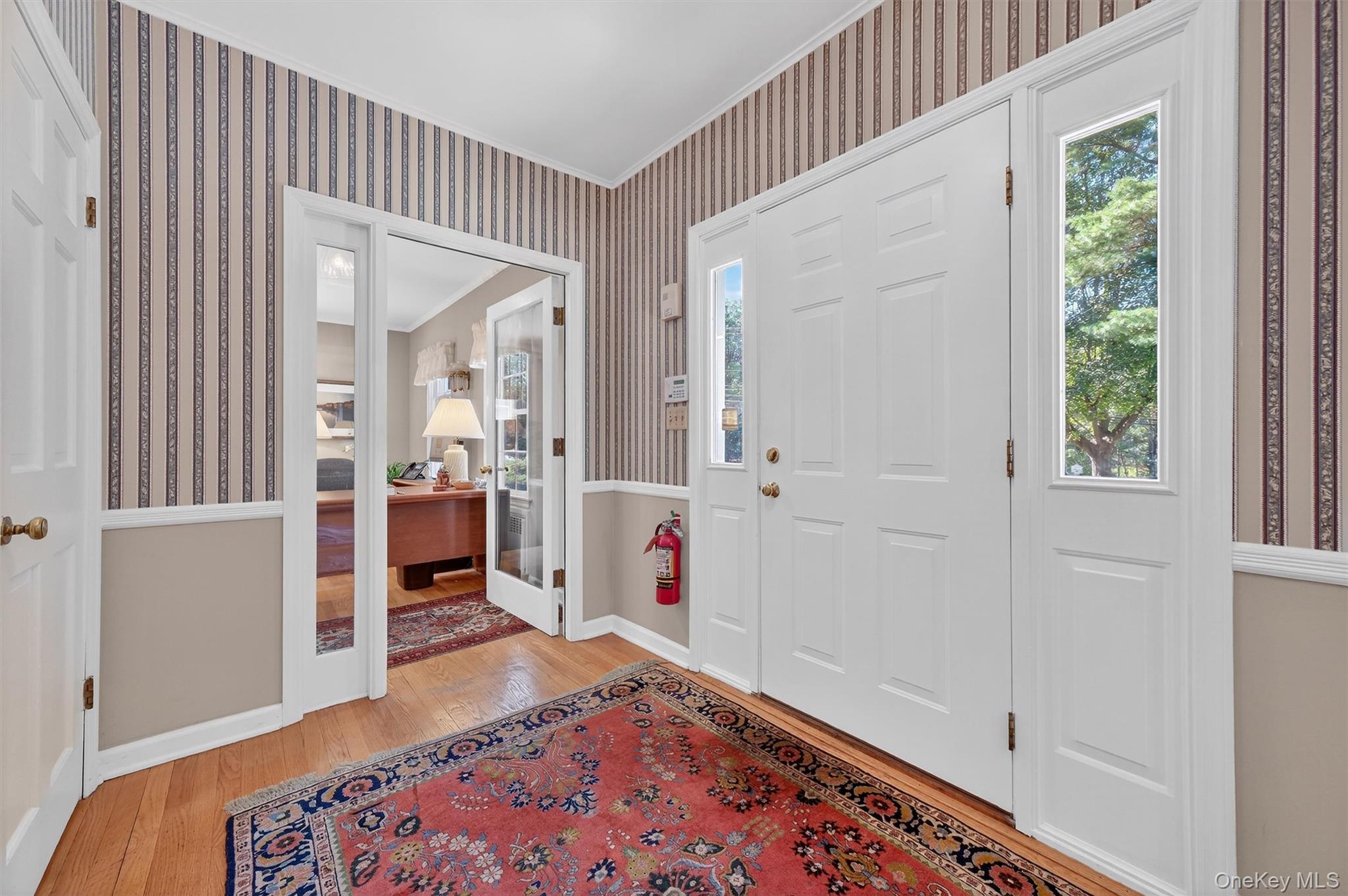 1436 Highway 52 Fishkill, NY 12524 - Photo 6 of 46 Foyer