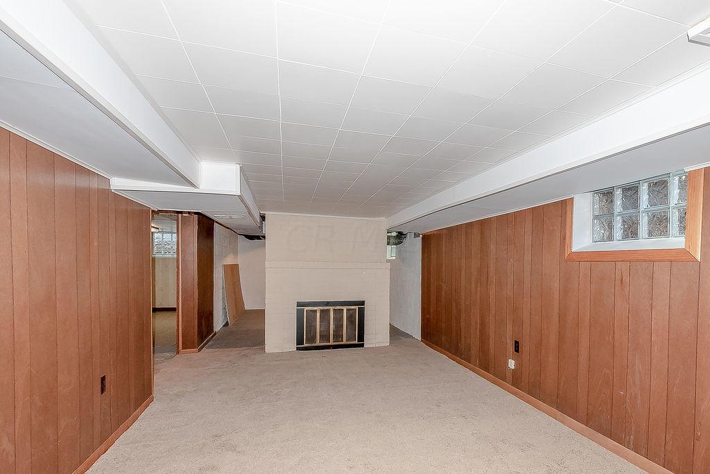 1938 Zollinger Road Columbus, OH 43221 - Photo 18 of 25 Gallery Image 18