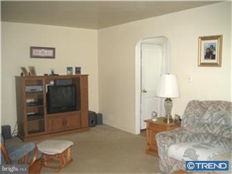705 Woodsedge Road Wilmington, DE 19804 - Photo 2 of 12 Gallery Image 2
