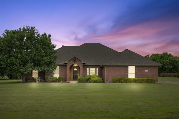 $725,000 | 2606 Ash Drive, St. Paul, TX 75098