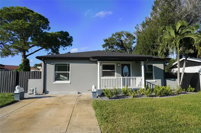 $3,400 | 5817 Dartmouth Avenue North, St. Petersburg, FL 33710