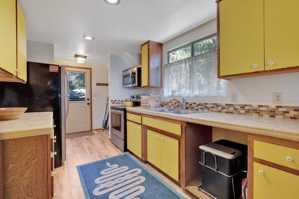 26785 Crestview Drive Idyllwild, CA 92549 - Photo 11 of 54 _7IV7688.jpg-SMALL