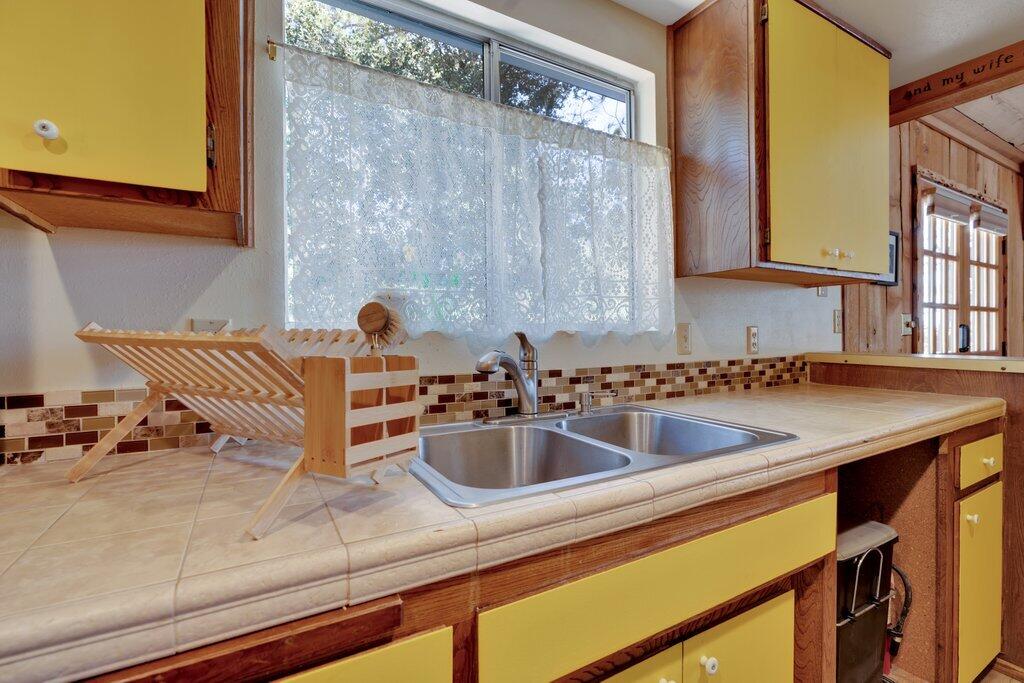 26785 Crestview Drive Idyllwild, CA 92549 - Photo 13 of 54 _7IV7703.jpg-SMALL