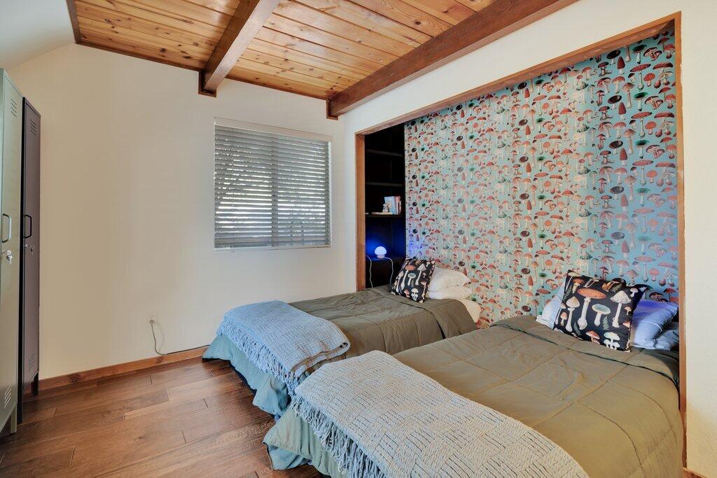 26785 Crestview Drive Idyllwild, CA 92549 - Photo 17 of 54 _7IV7668.jpg-SMALL